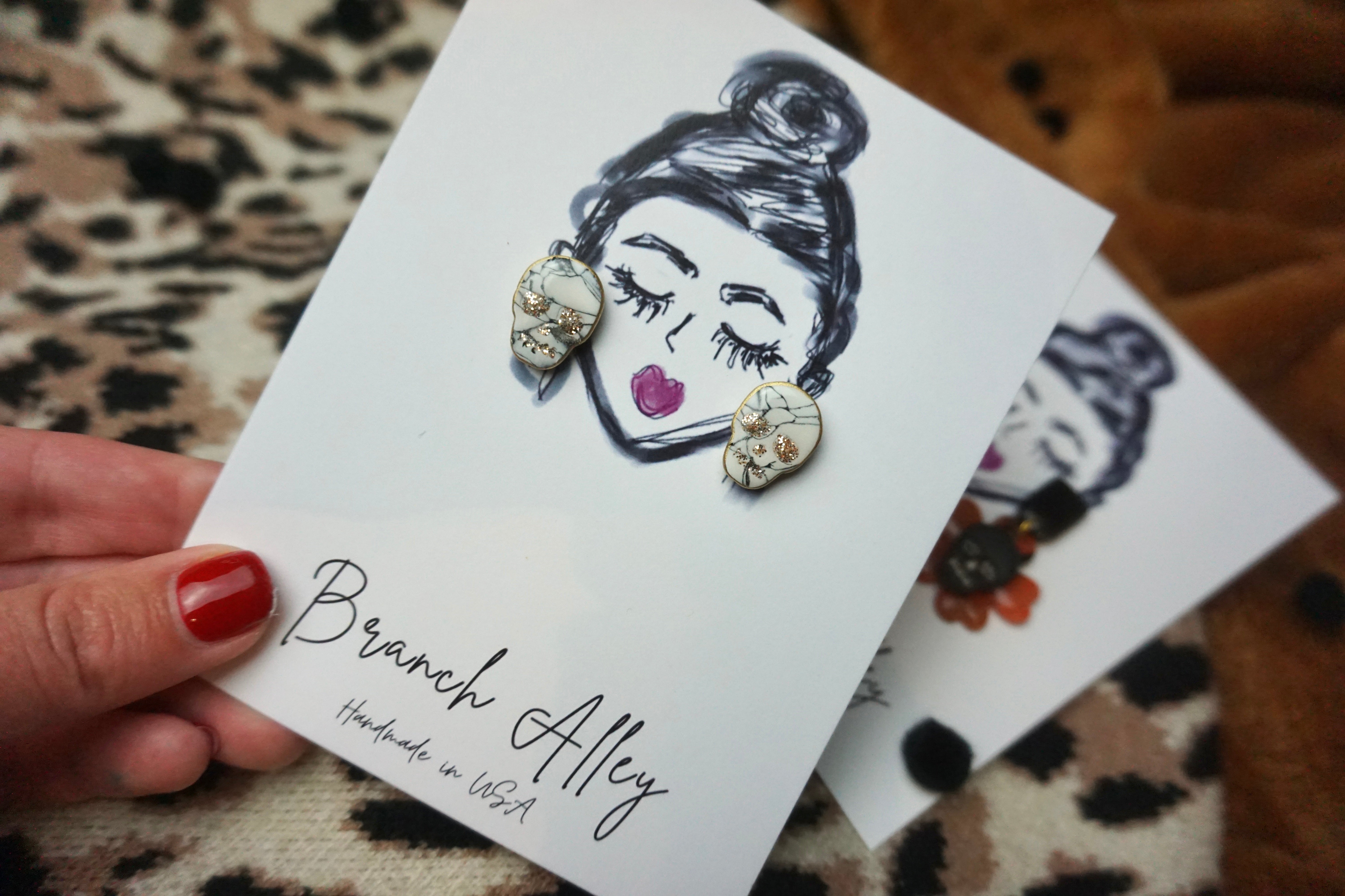Sparkle Skull stud