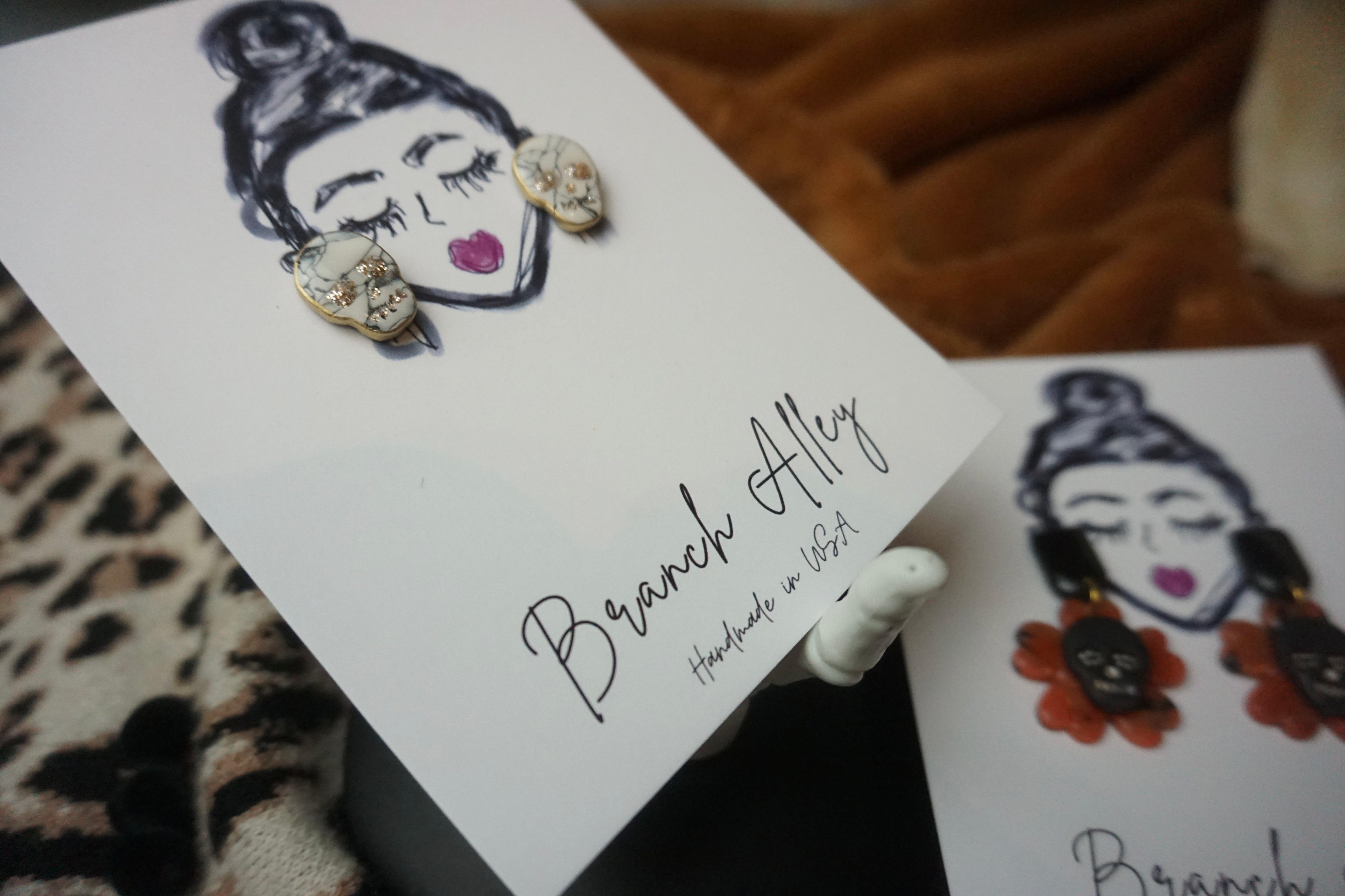 Sparkle Skull stud