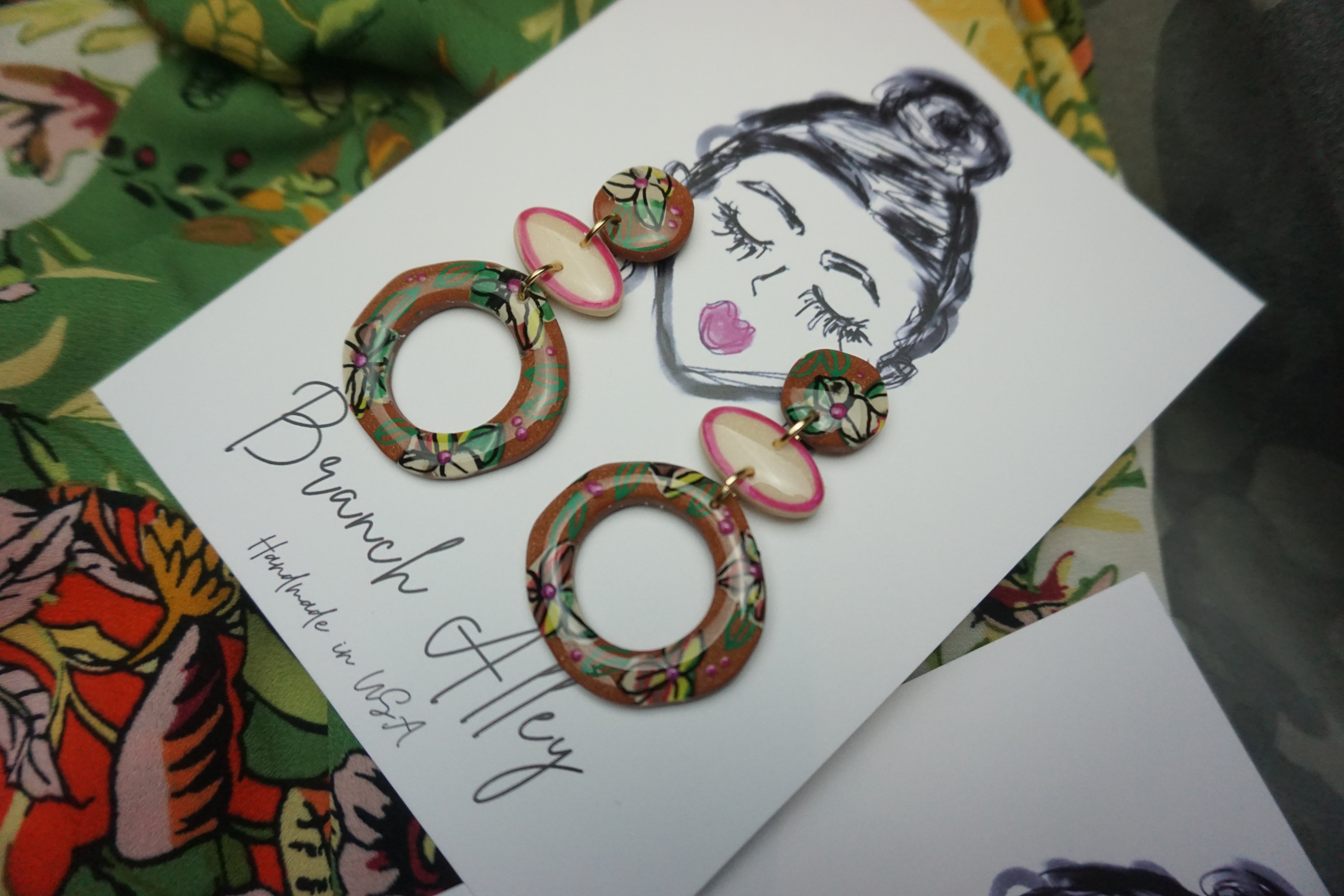 Seasonal blooms large